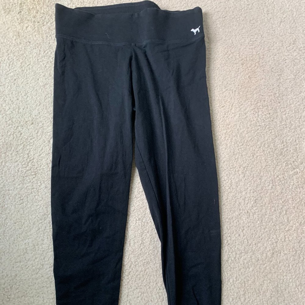 PINK Yoga solid black leggings LARGE